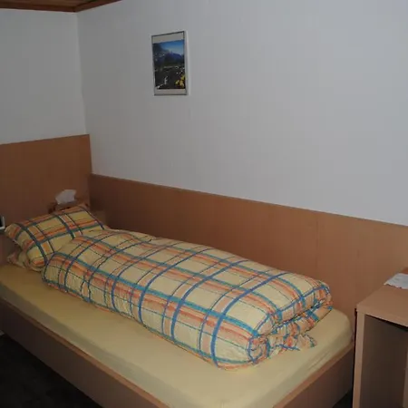 阿尔卑斯酒店 坎德施泰格