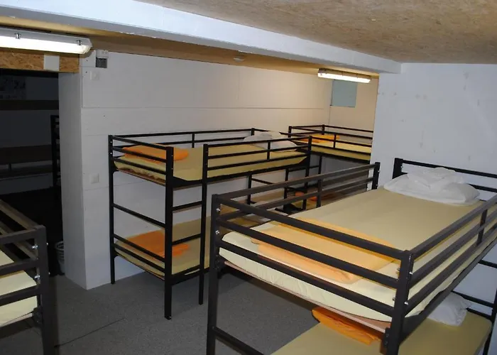 Des Alpes Πανδοχείο Kandersteg