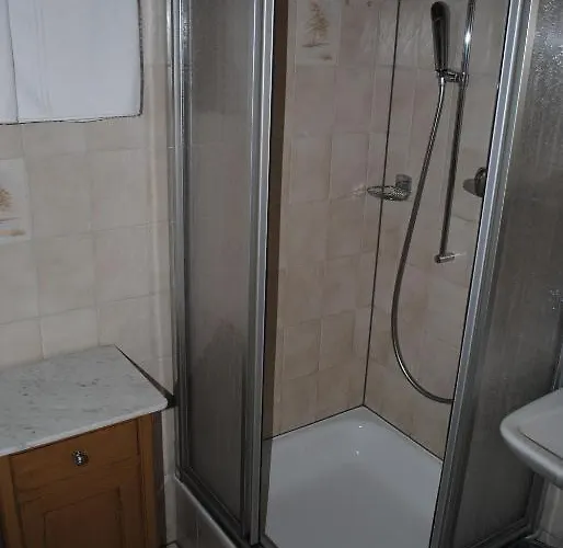 Πανδοχείο Des Alpes 2*