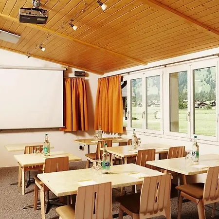 Des Alpes Zajazd Kandersteg