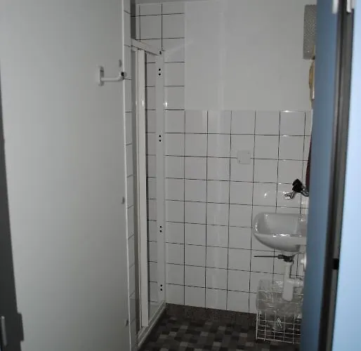 Des Alpes Πανδοχείο