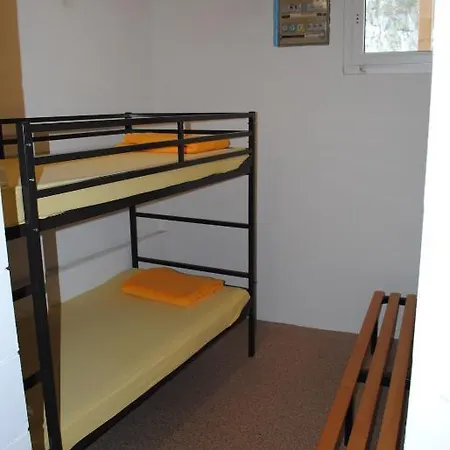 Des Alpes Mini-hôtel 2*