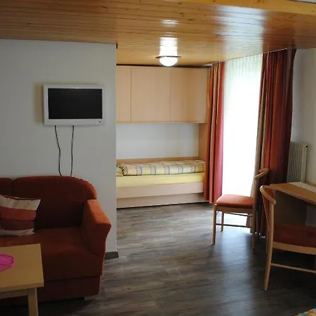 Des Alpes Mini-hôtel
